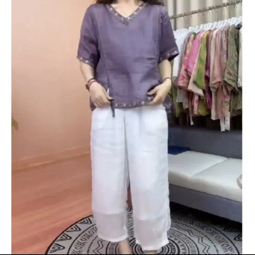 时尚百搭休闲潮流精品女装宽松圆领T恤多色