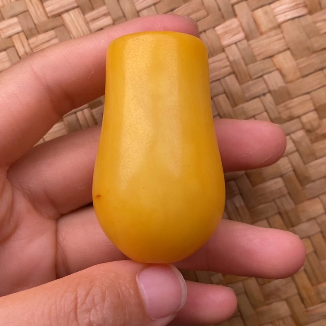 未镶嵌蜜蜡裸石蜜蜡