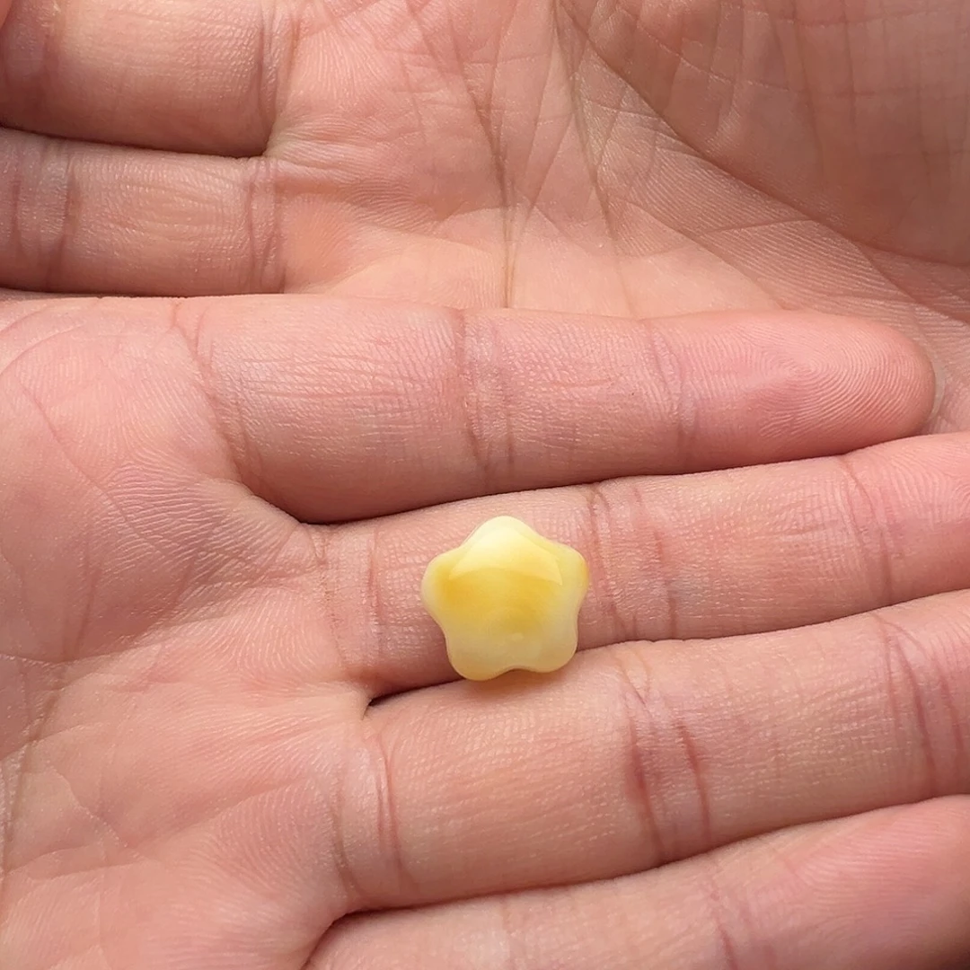 蜜蜡未镶嵌颈饰星星（打孔不退换）