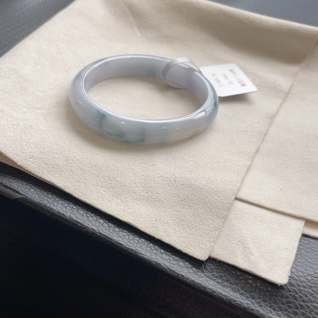 翡翠未镶嵌手镯纹53.5贵妃