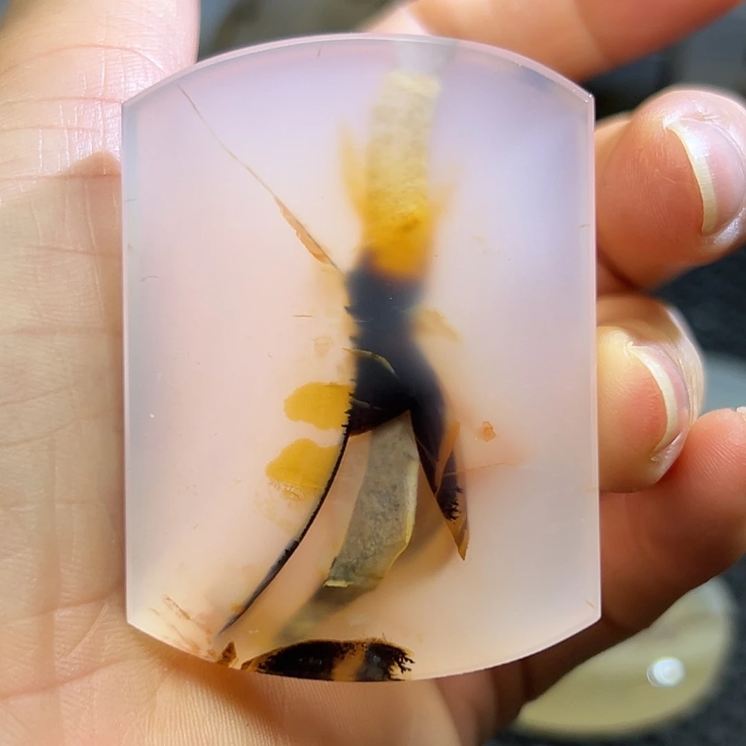 玛瑙/玉髓未镶嵌珠宝半成品