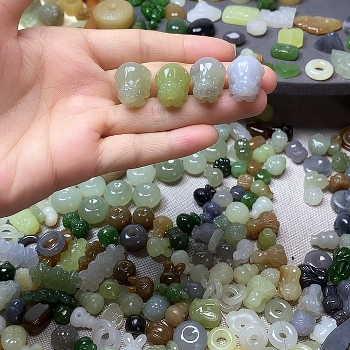 未镶嵌和田玉挂件貔貅180一个多样性发其一