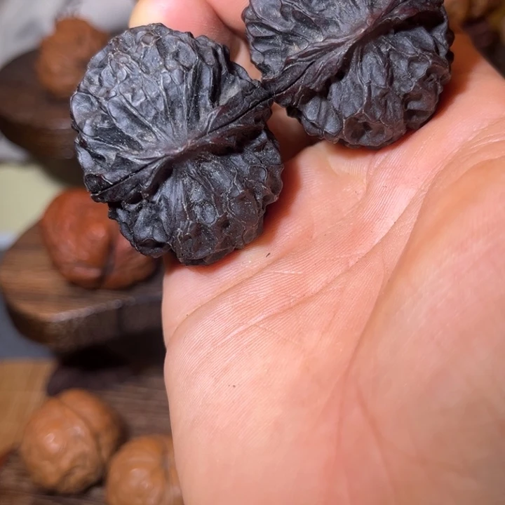 吊坠文玩核桃凤凰牡丹