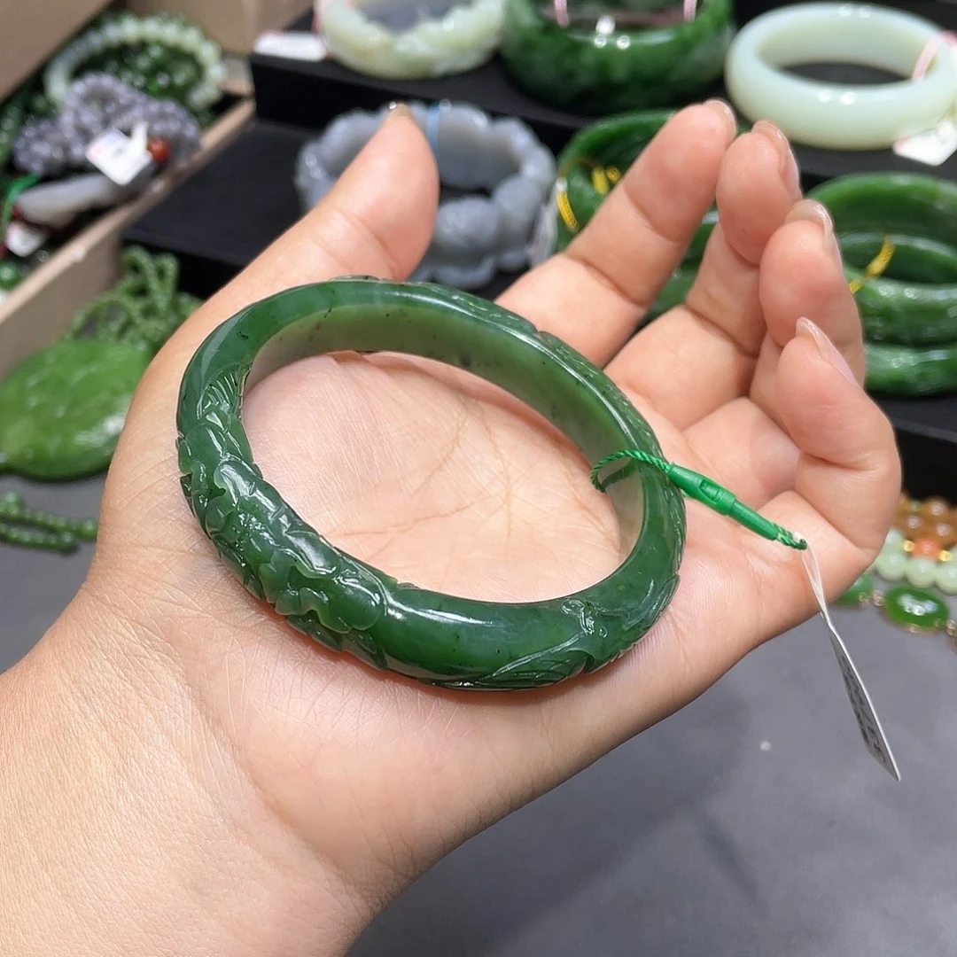 和田玉手镯60圈口46未镶嵌