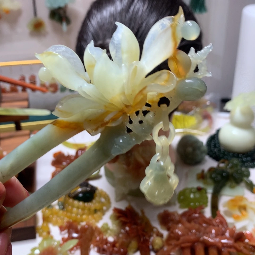 喜***财蛇纹石玉合金发饰