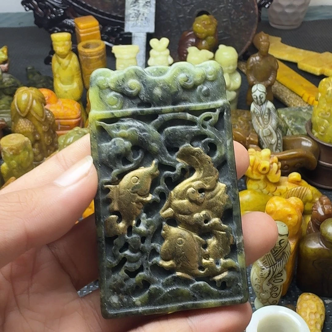 白玉菩提吊坠。。。