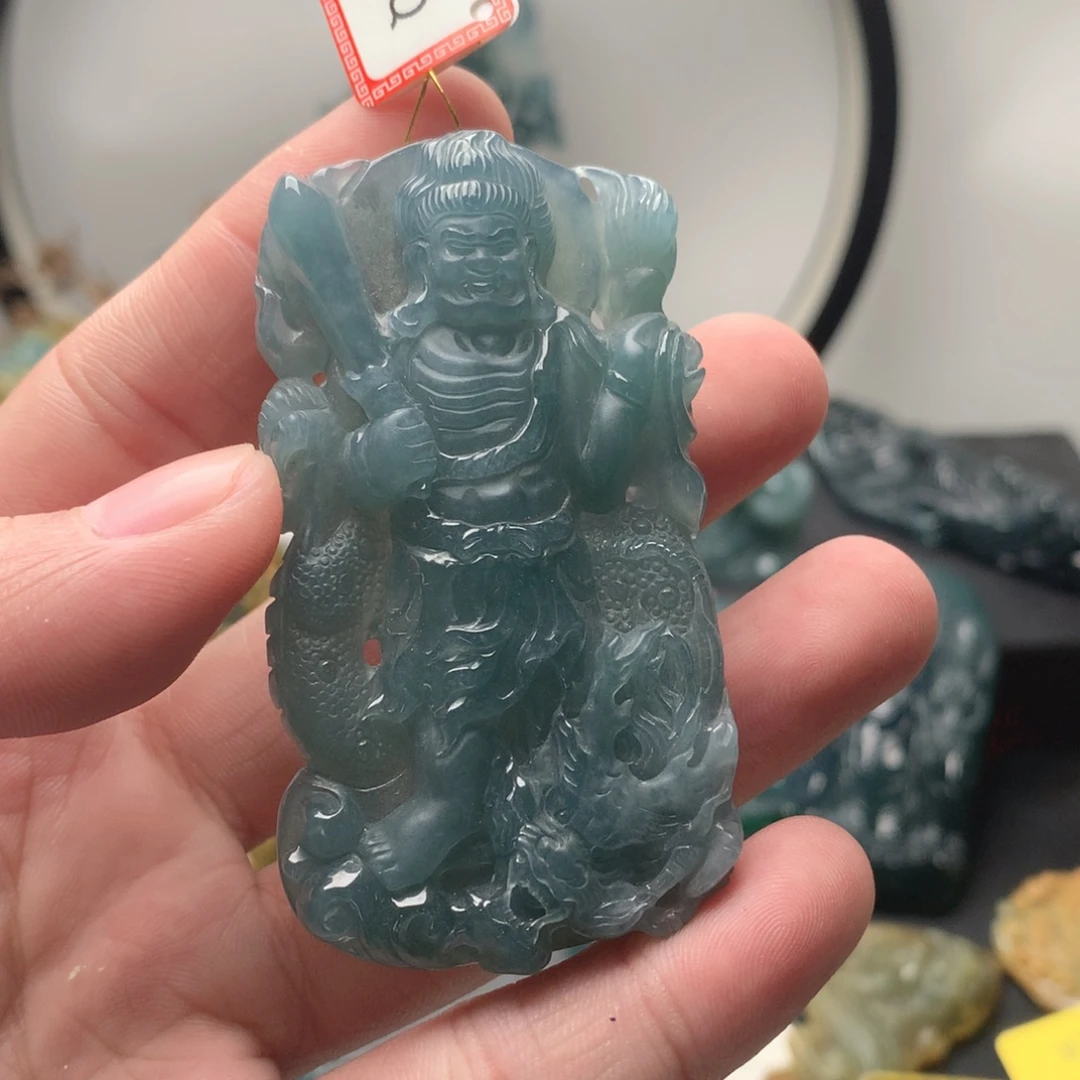 翡翠未镶嵌颈饰无