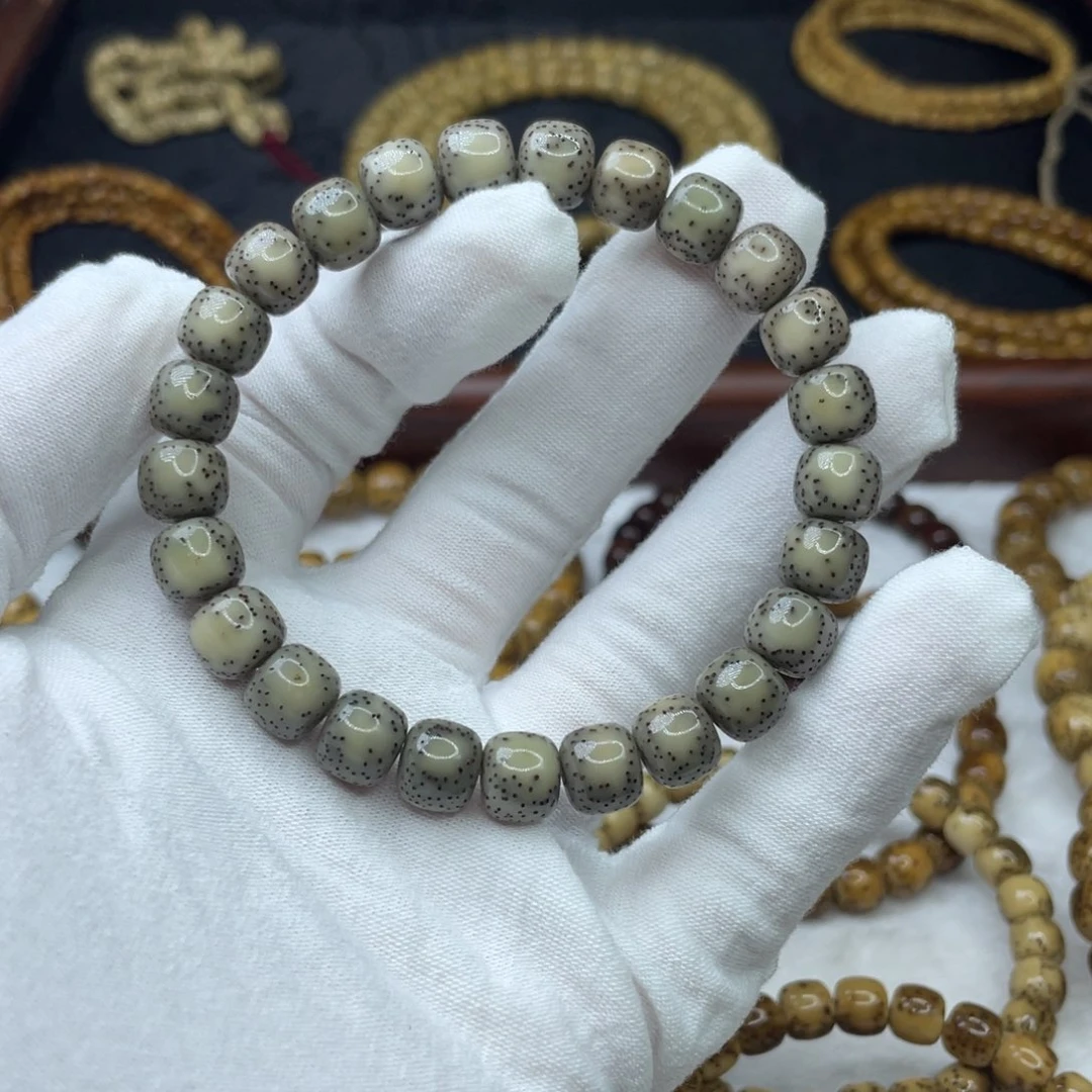 星月菩提吊坠9/8石玉侧留白月朗星稀