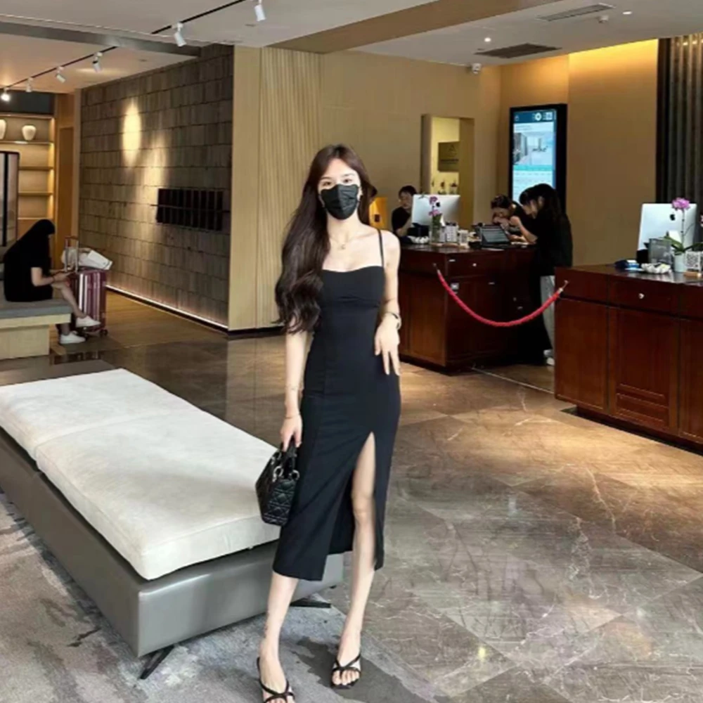 法式辣妹开叉吊带连衣裙女夏季新款收腰显瘦气质女神范包臀长裙子