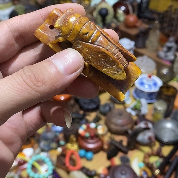 水晶观世音菩萨瓷器制作工艺精湛工艺