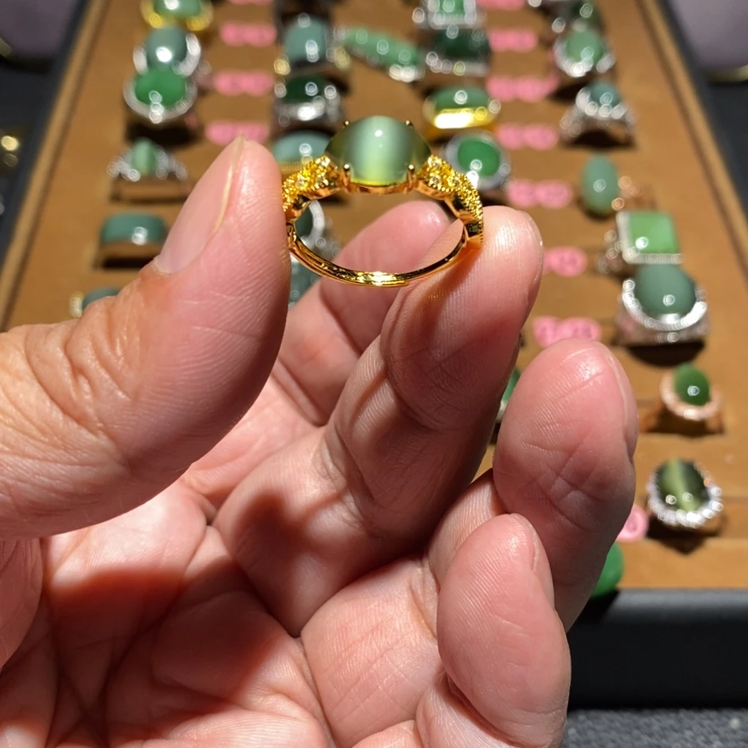 和田玉未镶嵌戒指