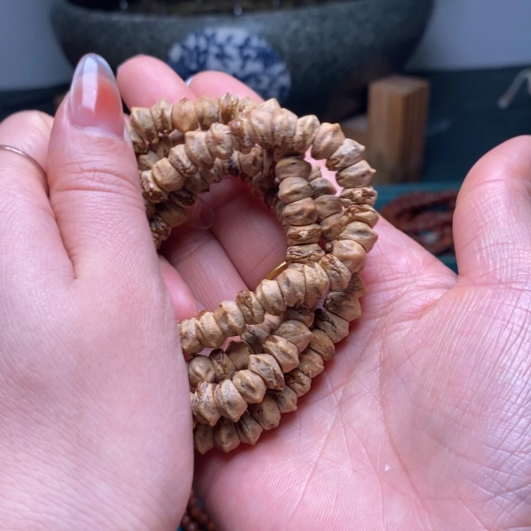 柏香籽/百香籽吊坠388.8苍狼素