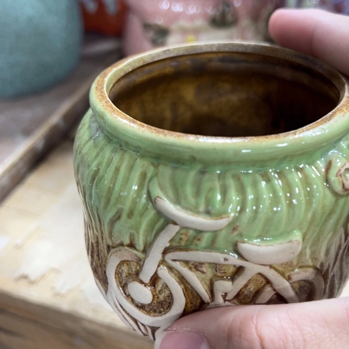 有孔！！有问题问客服满9元包邮