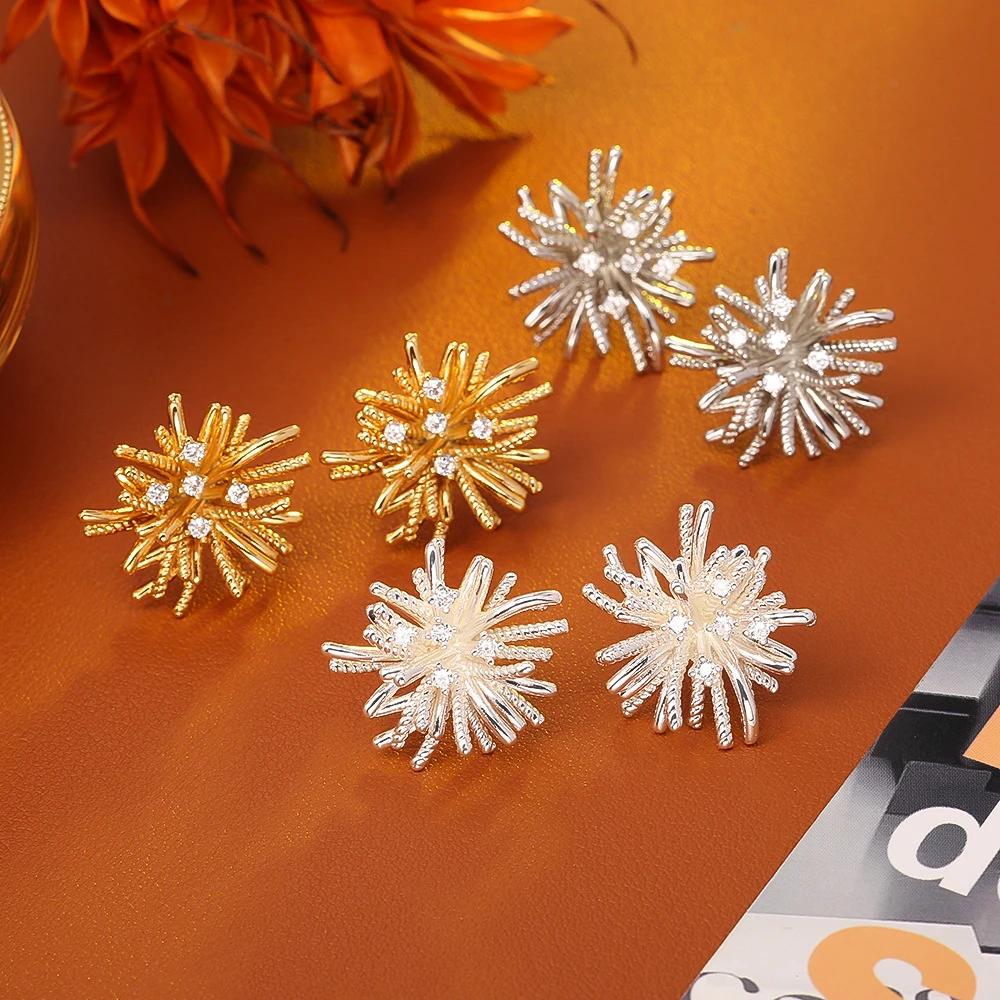 铜合金锆石耳饰 爆款闪亮绽放锆石耳钉高级感时尚精致浪漫耳钉