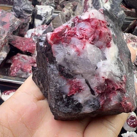 天然辰砂天然原矿朱砂