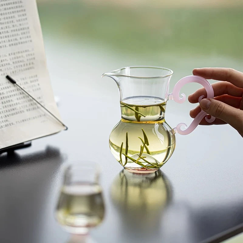 花语高颜值耐热透明玻璃分茶器家用高档泡茶功夫茶海公道杯