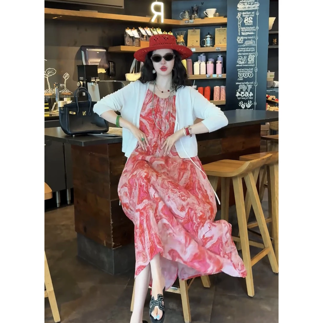 夏季时尚无袖连衣裙女碎花气质温柔风2025夏季新款波西米亚休闲裙