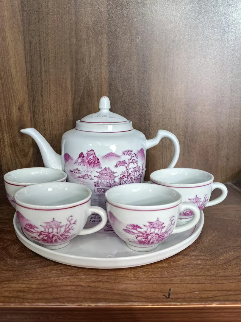 G18景德镇制山水茶具一套