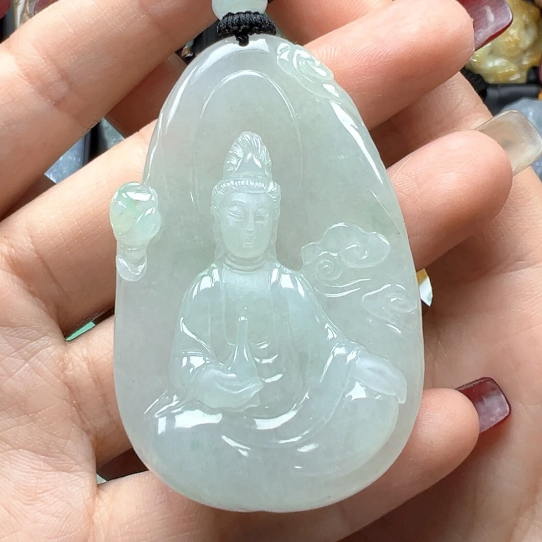 翡翠颈饰未镶嵌观音