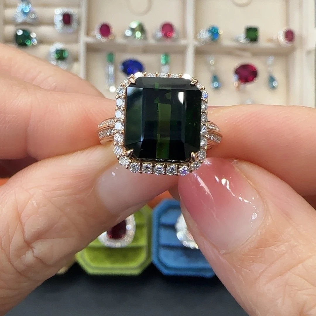 碧玺戒指18K金镶嵌7.55ct
