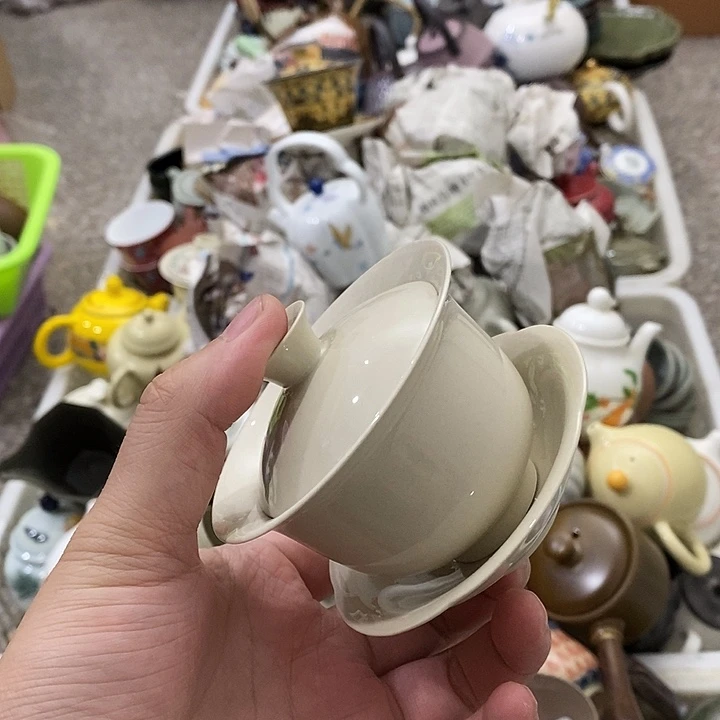 陶瓷艺术品及陶瓷壶