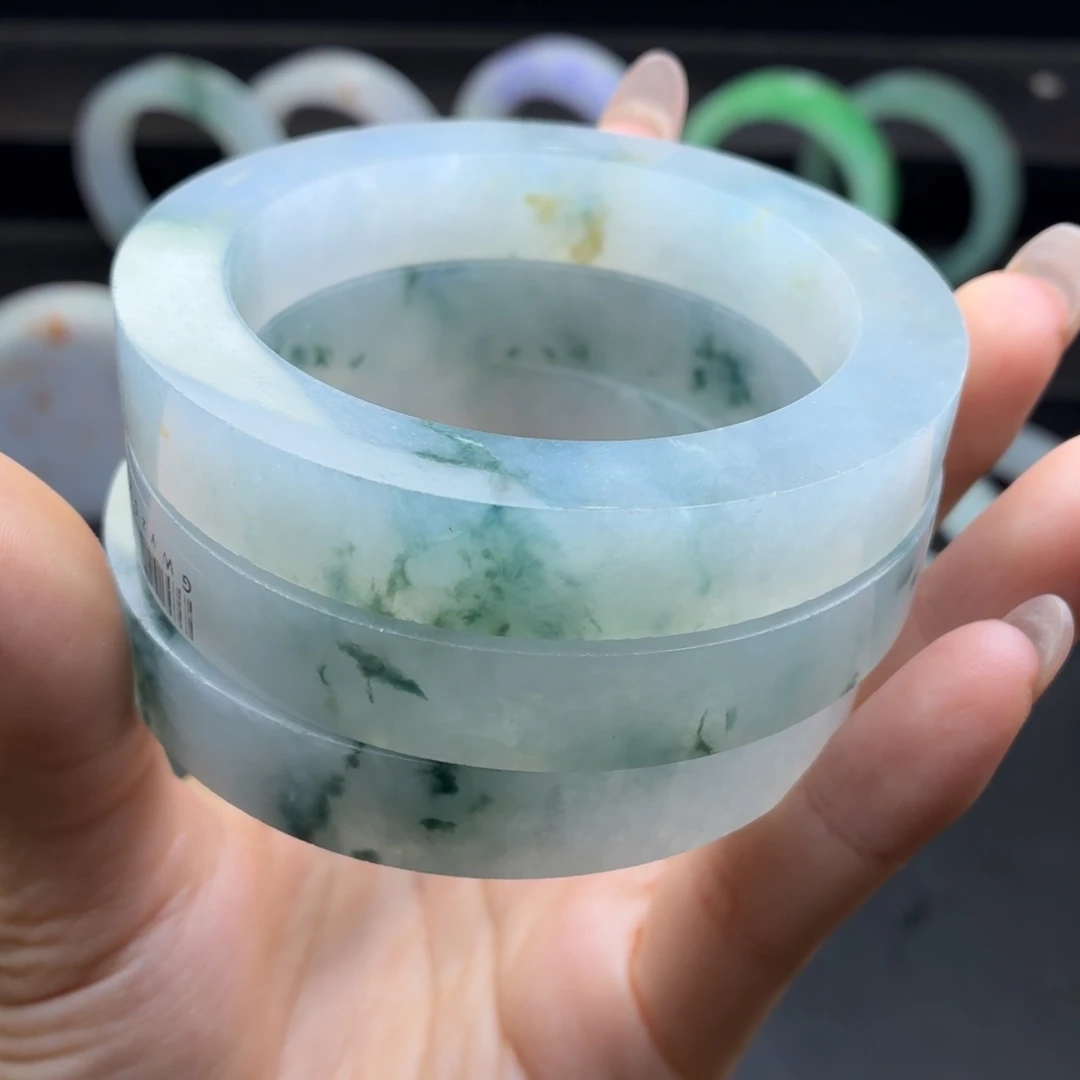 定制翡翠未镶嵌翡翠手镯定金