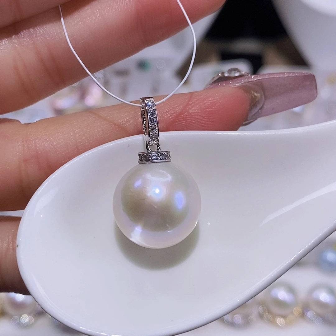 淡水珍珠颈饰银S925镶嵌快**狗