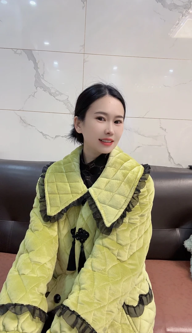 935新款原创果绿色三层加厚保暖套装家居服外出款