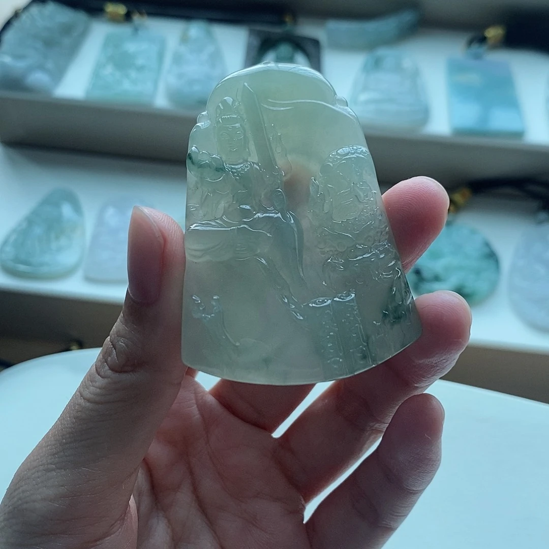 【闪购商品】翡翠未镶嵌颈饰