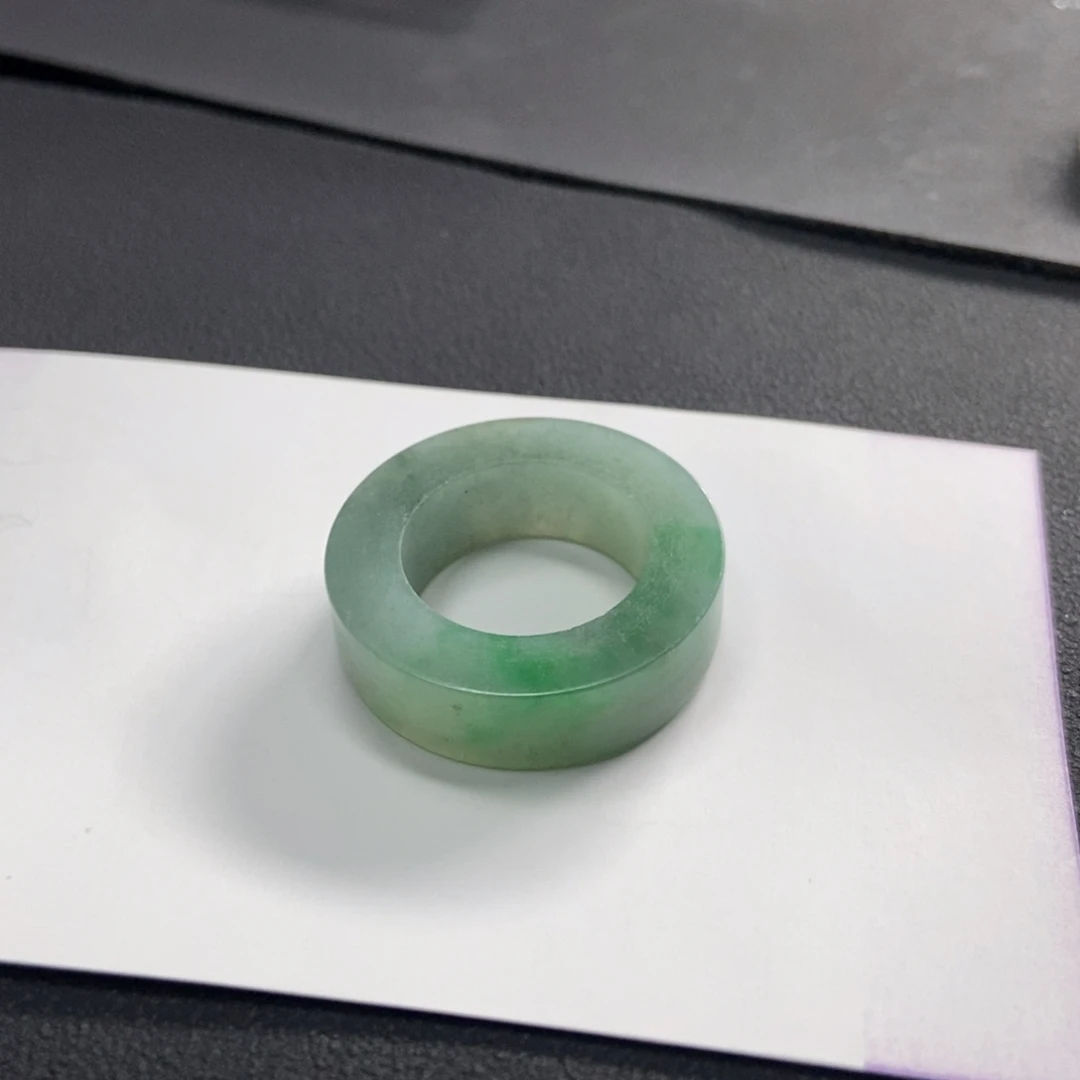 定制翡翠未镶嵌爱****东定制