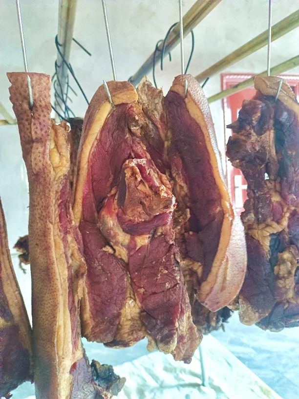 大凉山彝族土特产腊肉