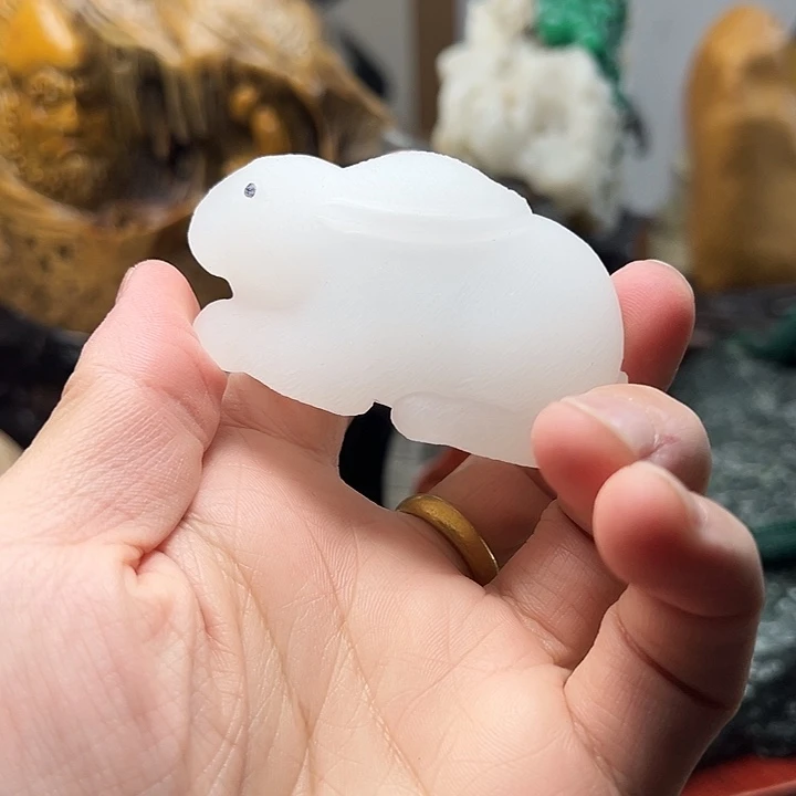 辽宁石小白兔手把件