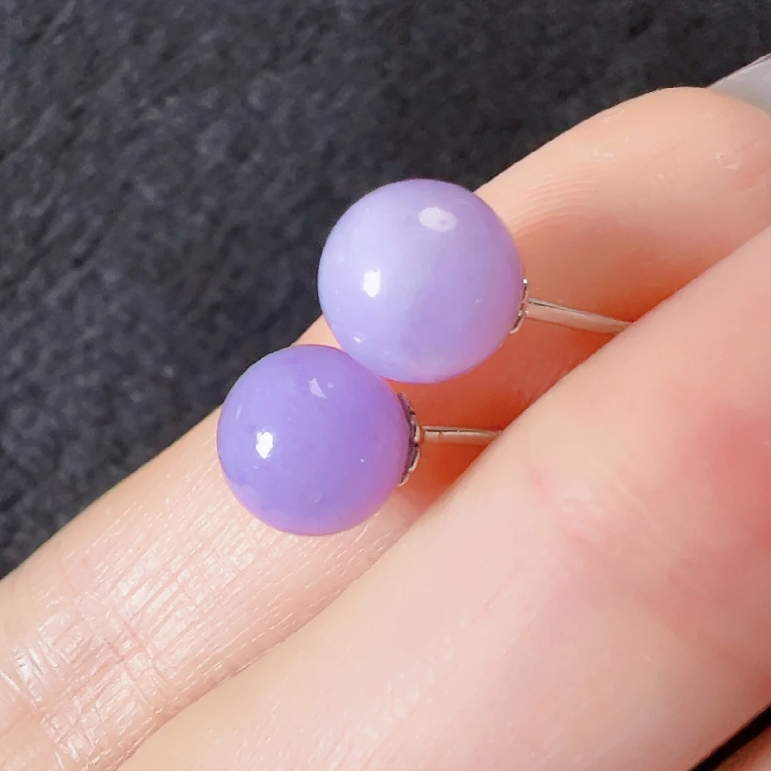 18K金镶嵌翡翠耳饰签收后24小时鉴赏期，过时不退