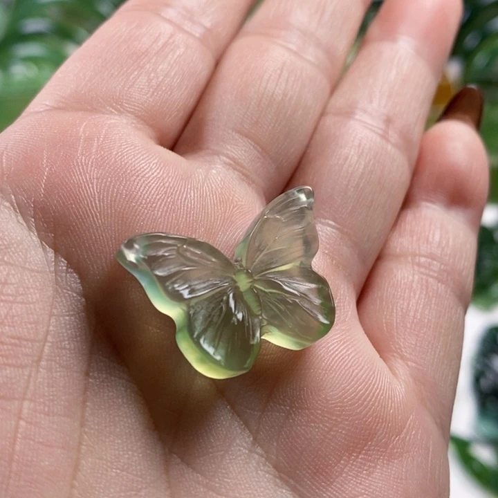 合金蛇纹石玉颈饰