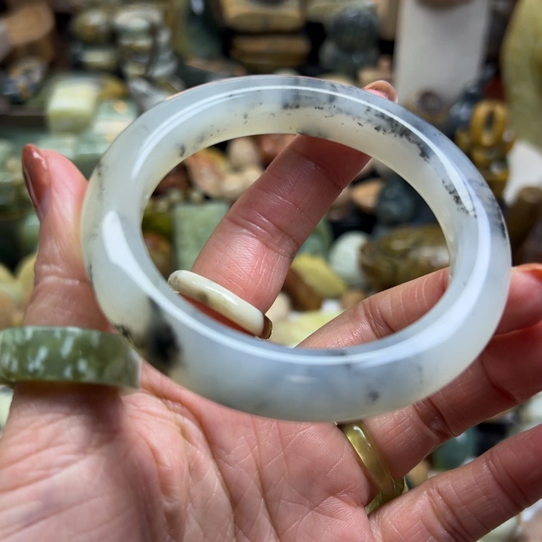 岫玉未镶嵌颈饰水墨58.3