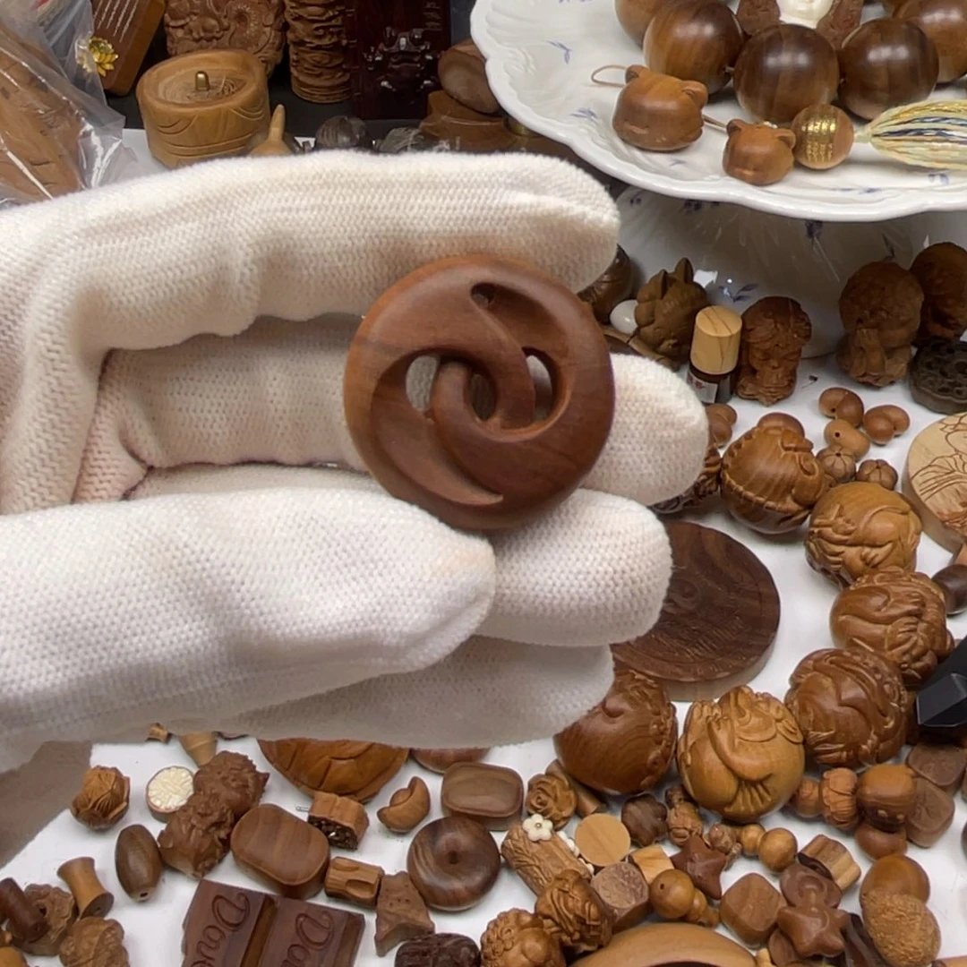 无事牌檀香木环环相扣