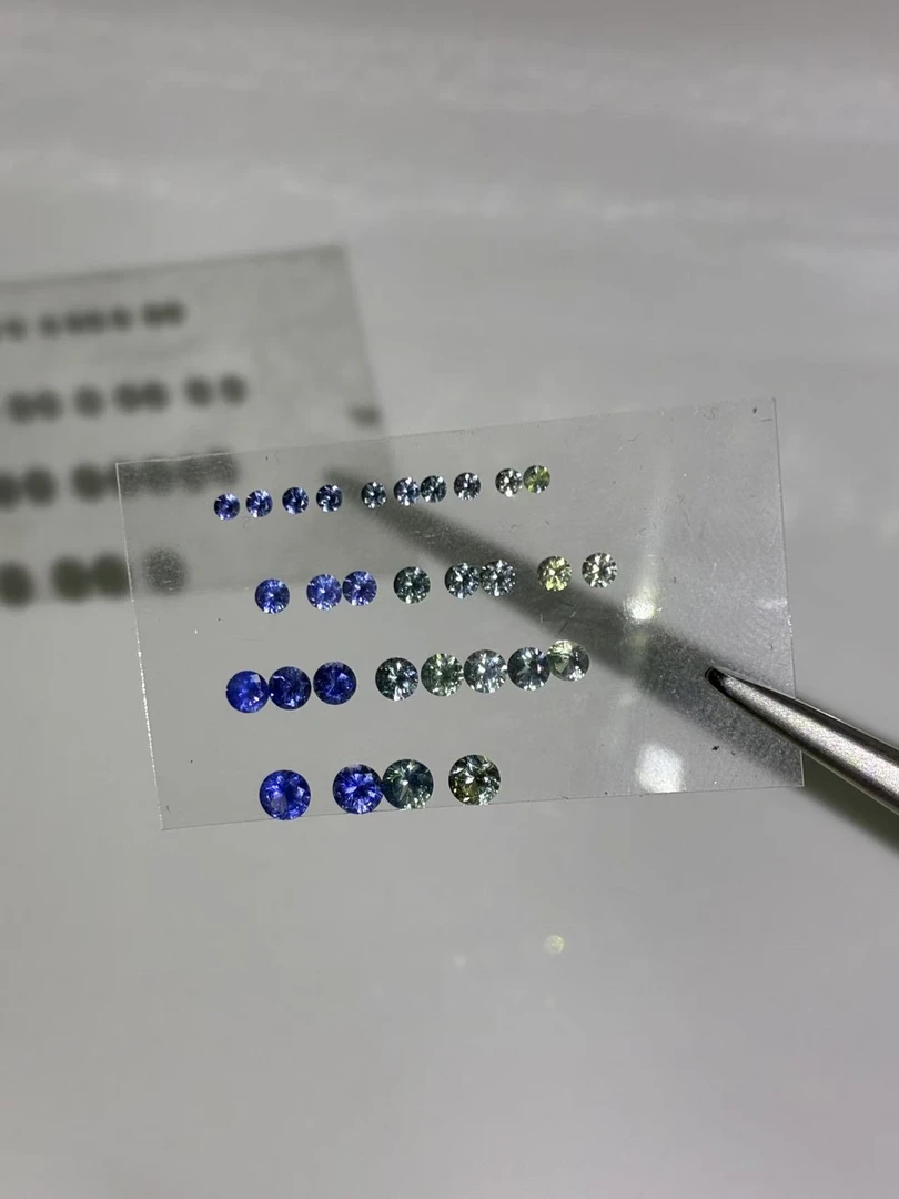 18K金定制彩色蓝宝石戒指-09