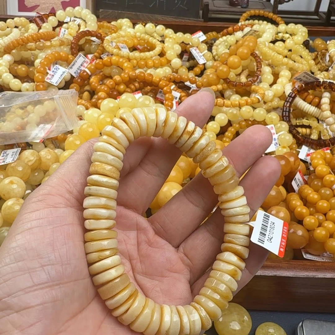 未镶嵌琥珀珠宝奇石