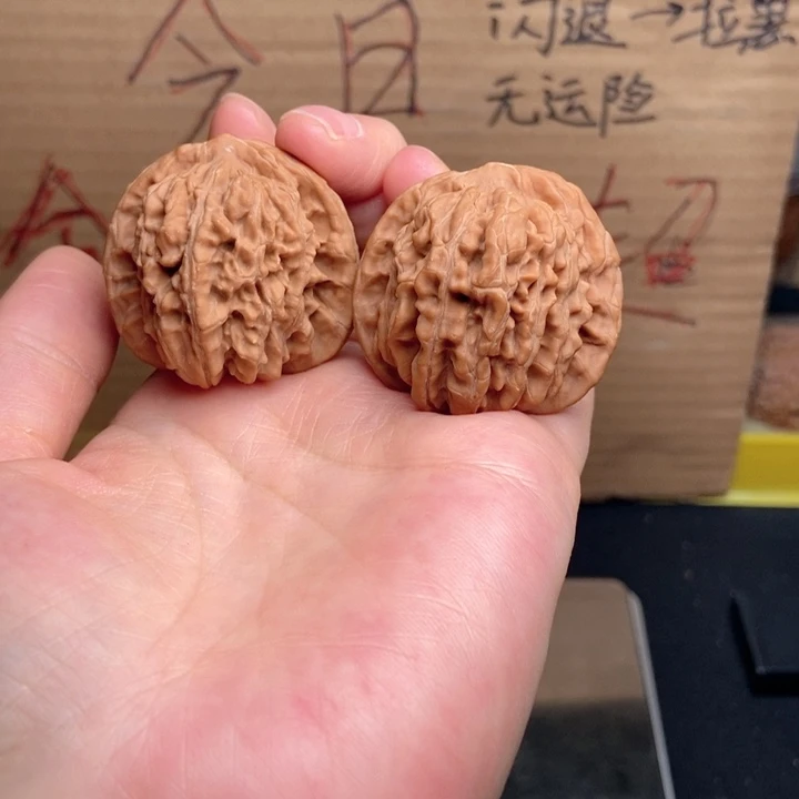 文玩核桃吊坠楼子40尺