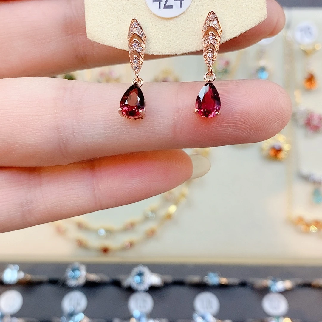 石榴石银S925镶嵌耳饰
