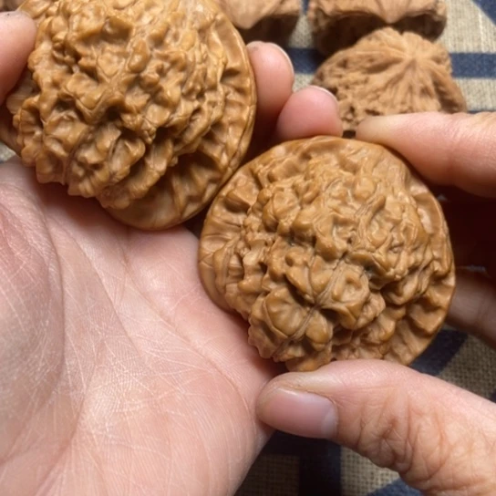 吊坠文玩核桃麒麟纹官帽53