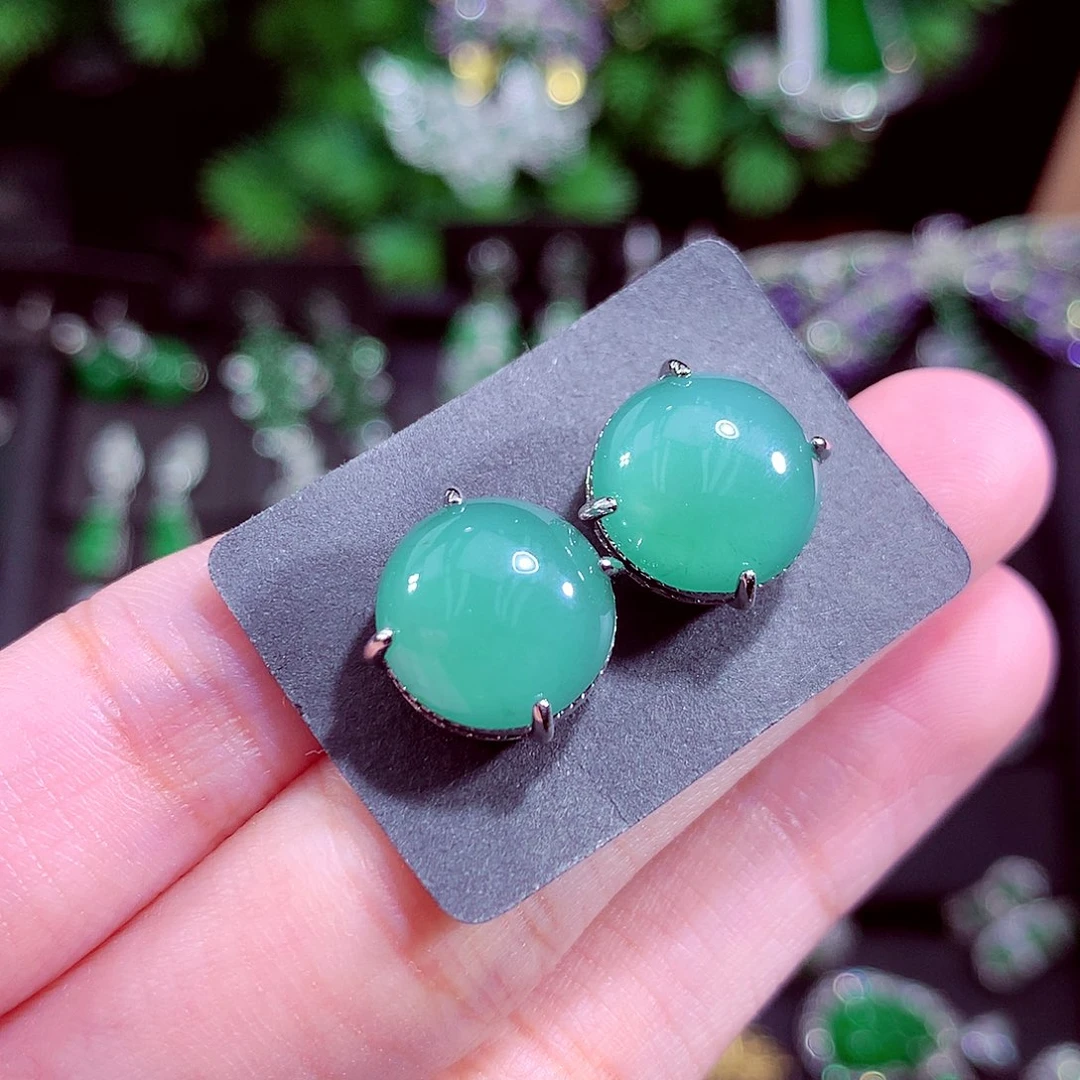 颈饰未镶嵌翡翠天然