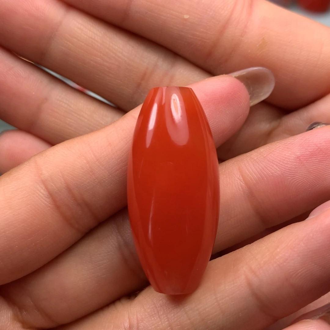 未镶嵌桶珠南红玛瑙