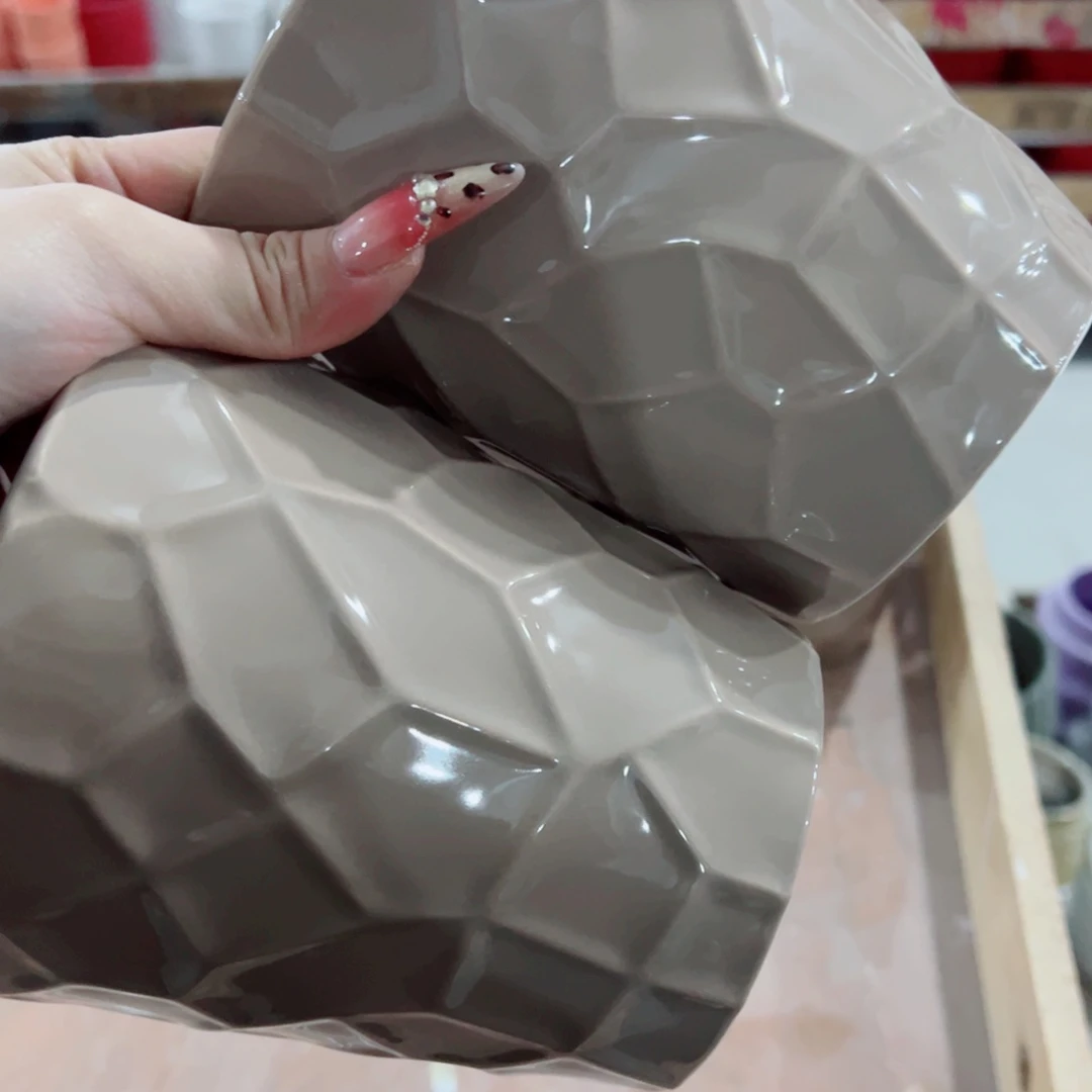 有孔，陶瓷花盆满10米包邮发货