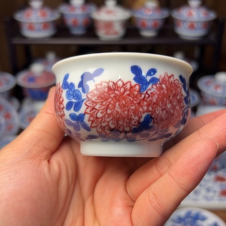 青花釉里红炉式杯活动款