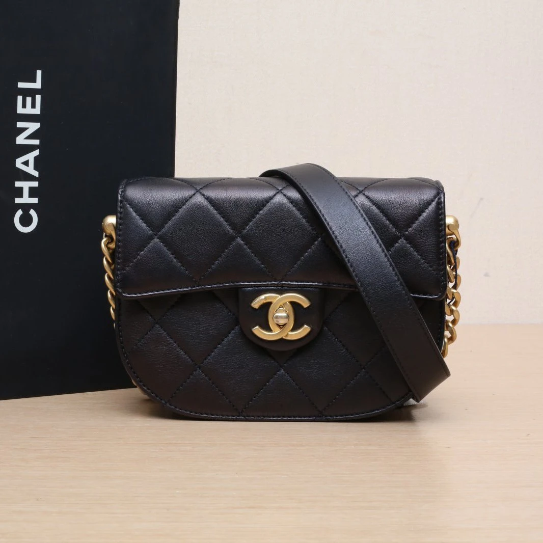 99新 Chanel/香奈儿 【双双】 31开 金扣 22B 马鞍包 小号 菱格纹