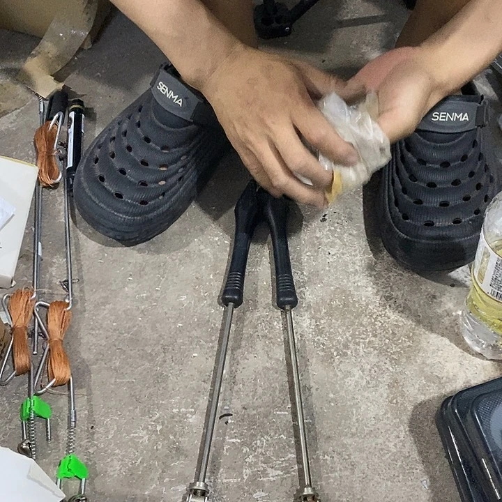 七十八号钓鱼铲子一把瑕疵