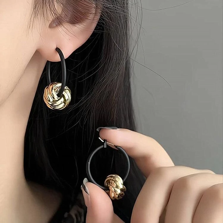 黑金撞色两戴球球耳环复古港风耳坠轻奢高级感气质耳饰