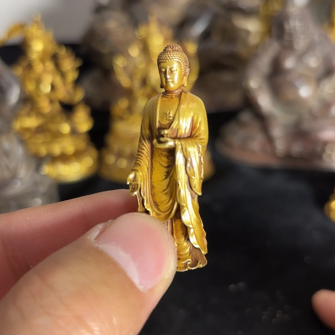 阿弥陀佛鎏金摆件