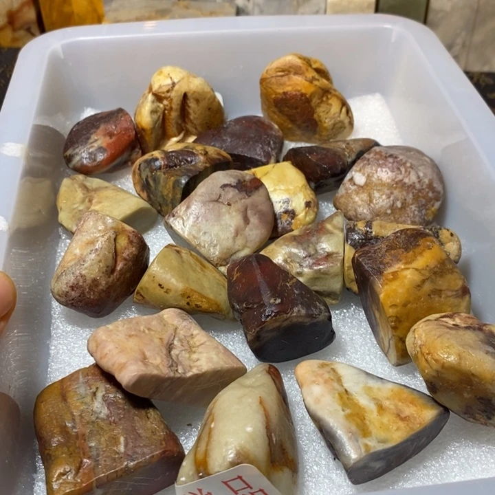 昌化鸡血石印章石